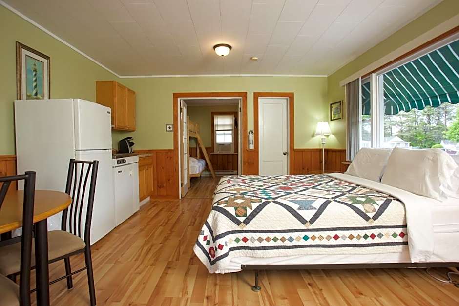 Photo 1 of 2 of 1 Bedroom Bungalow