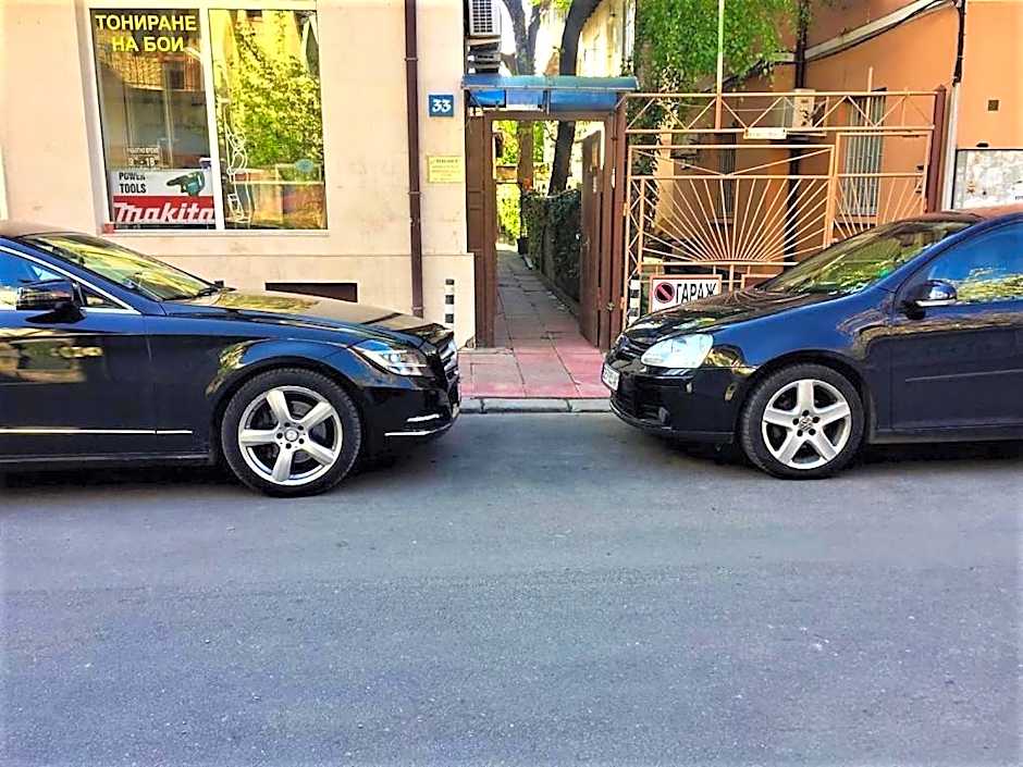 Elegance on a Budget - Rooms for Rent in Sofia Center