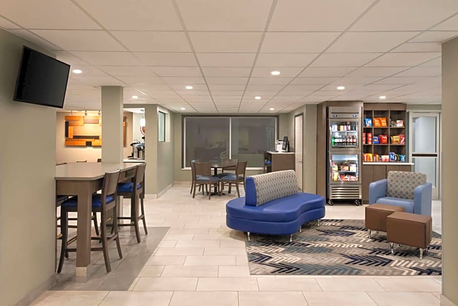 AmericInn by Wyndham Dodgeville