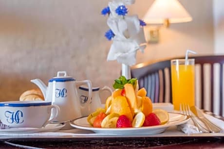 Standard Premium Triple