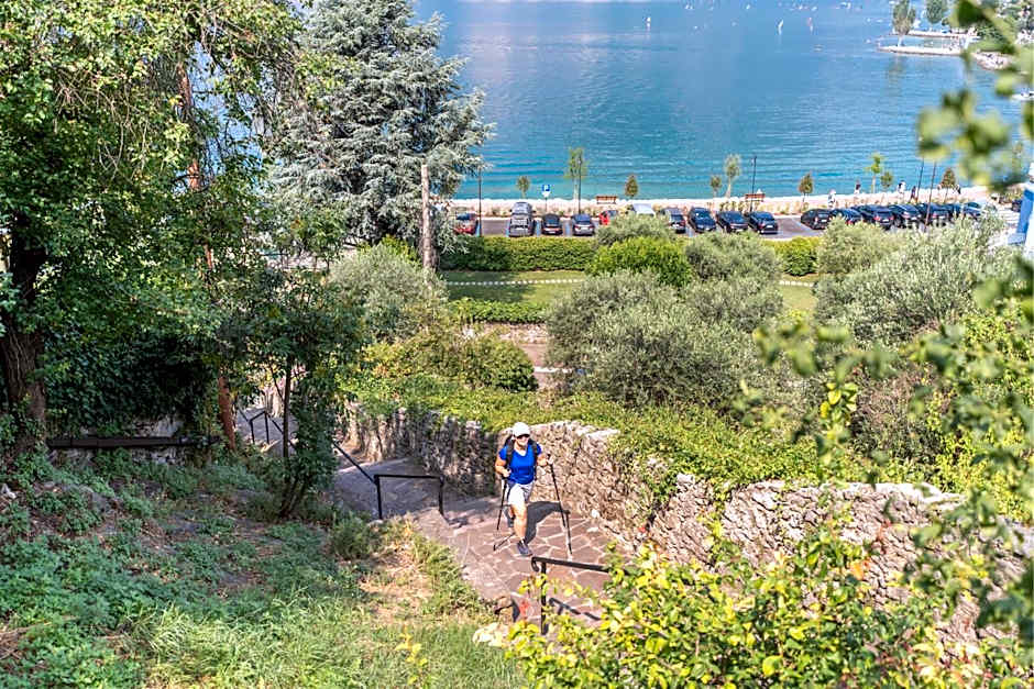 Lake Hotel Ifigenia