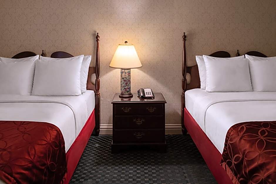 Carlyle Hotel