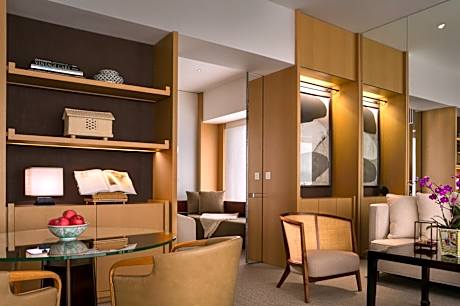Grand Deluxe Twin Suite