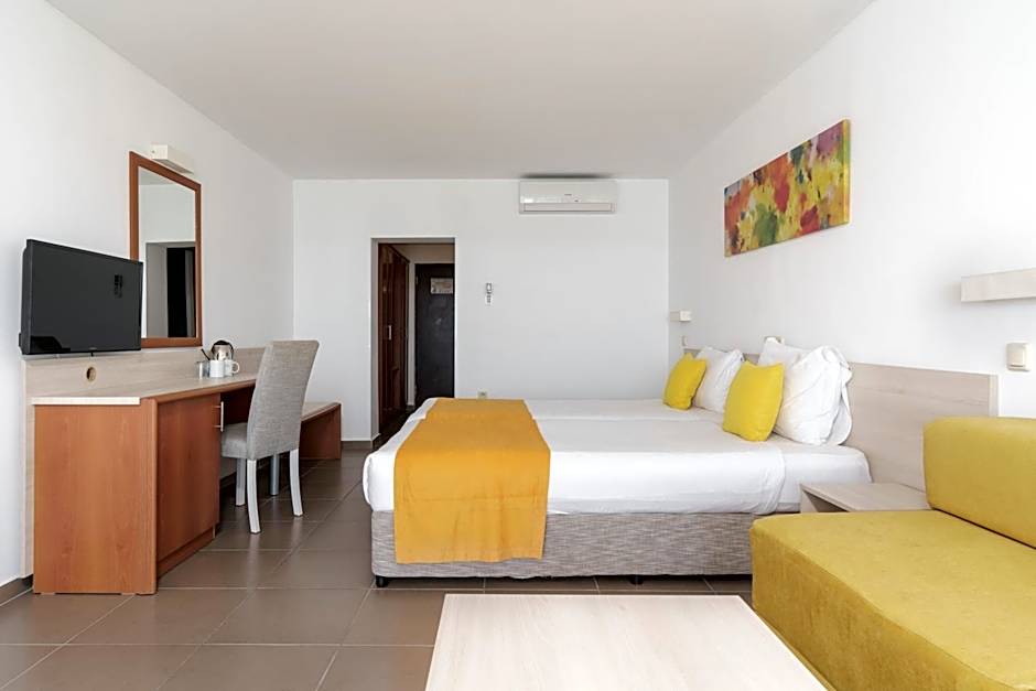 AluaSun Helios Beach - All Inclusive