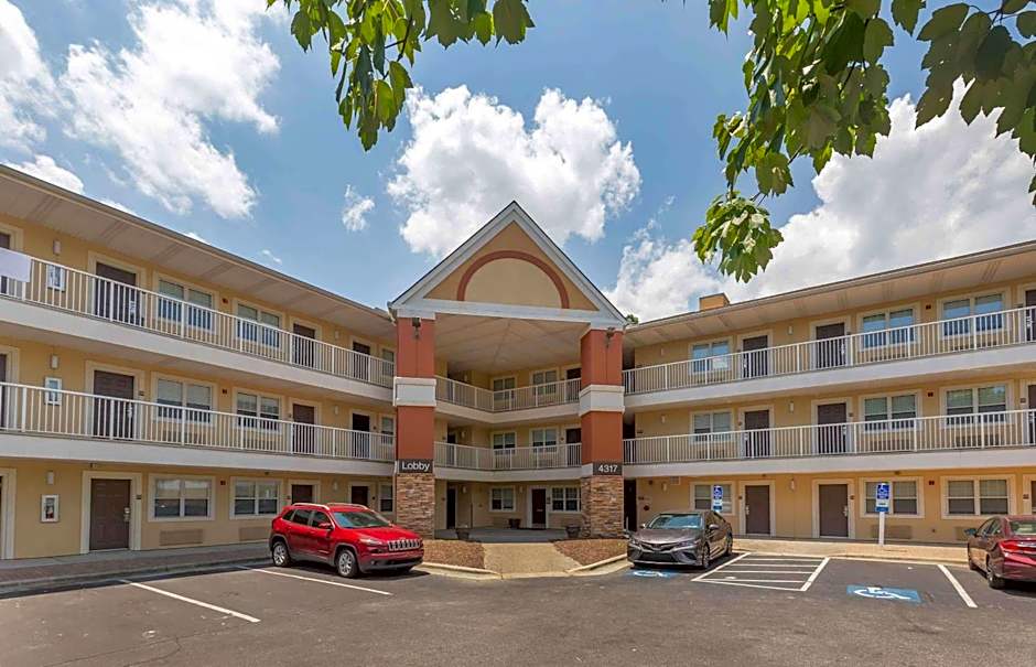 Extended Stay America Suites - Greensboro - Wendover Ave. - Big Tree Way