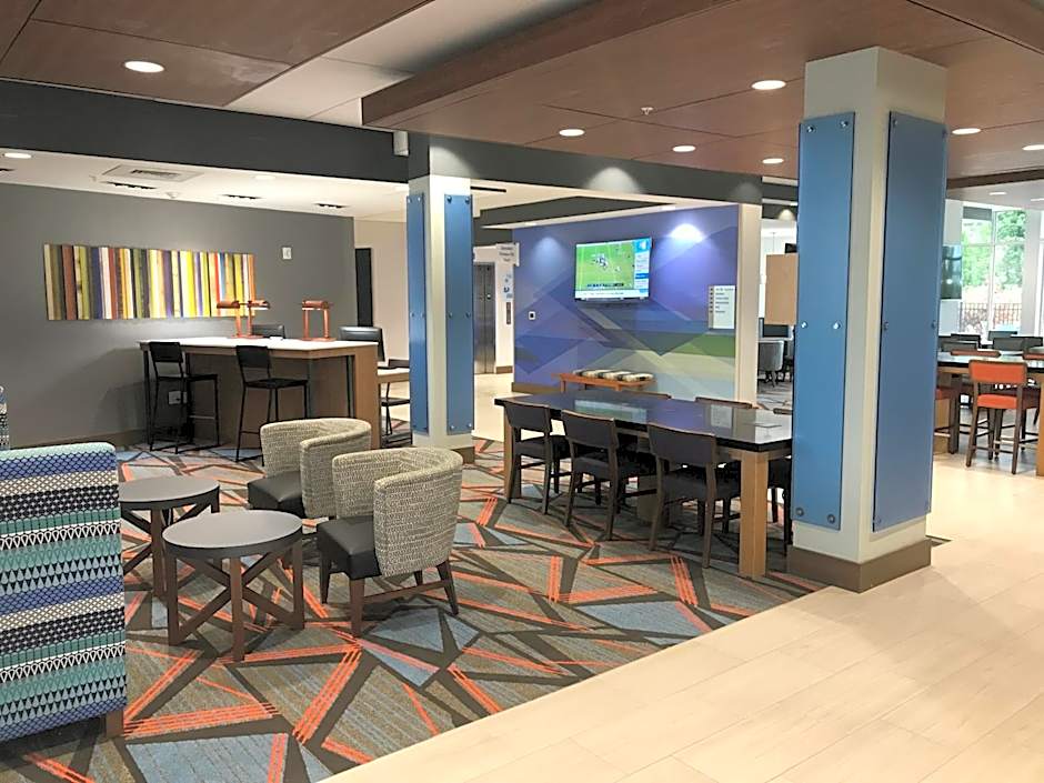Holiday Inn Express & Suites Greenville SE - Simpsonville By IHG