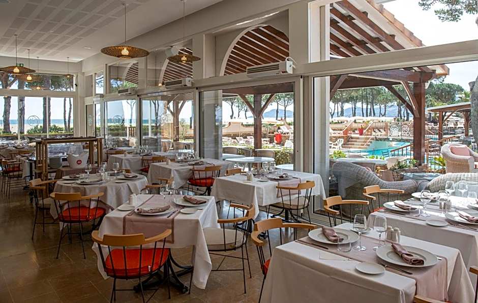 Grand Hôtel Du Lido - sur la plage d'Argèles