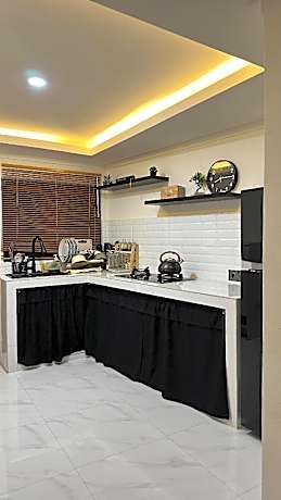 Ruby Exclusive GH (Uby)