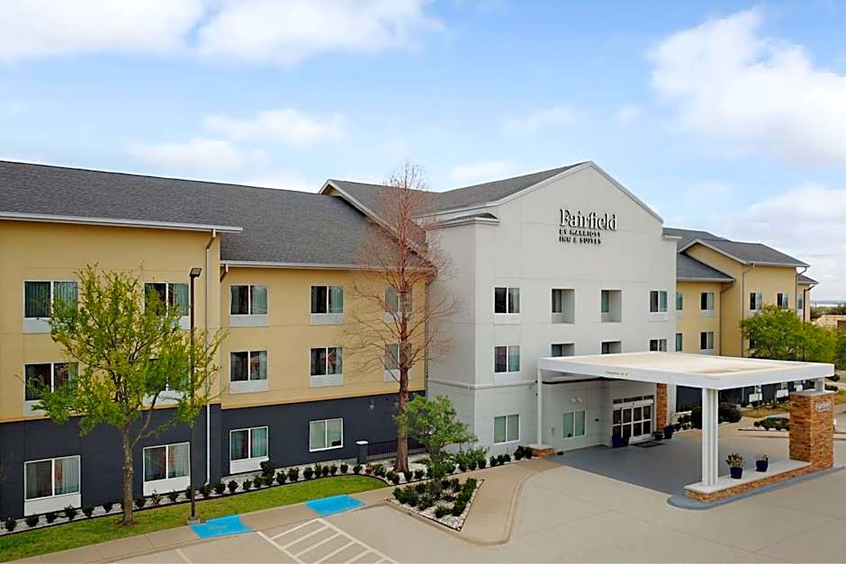 Photo 1 of 41 of Fairfield Inn & Suites by Marriott Denton