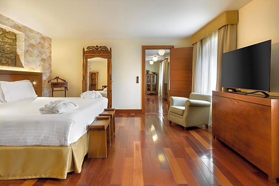 Photo 1 of 4 of Junior Suite