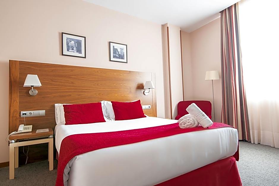 Hospedium Hotel Casino Del Tormes