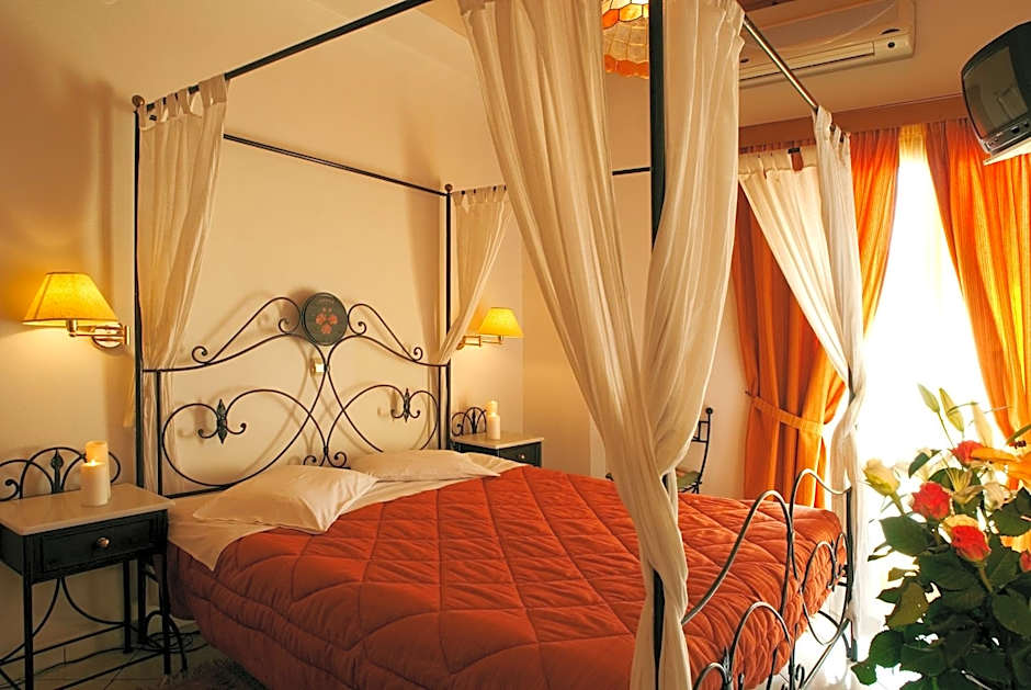 Acropole Delphi City Hotel