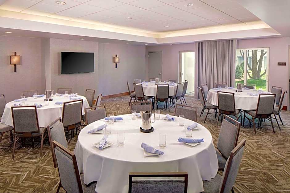 Embassy Suites by Hilton Boston Marlborough