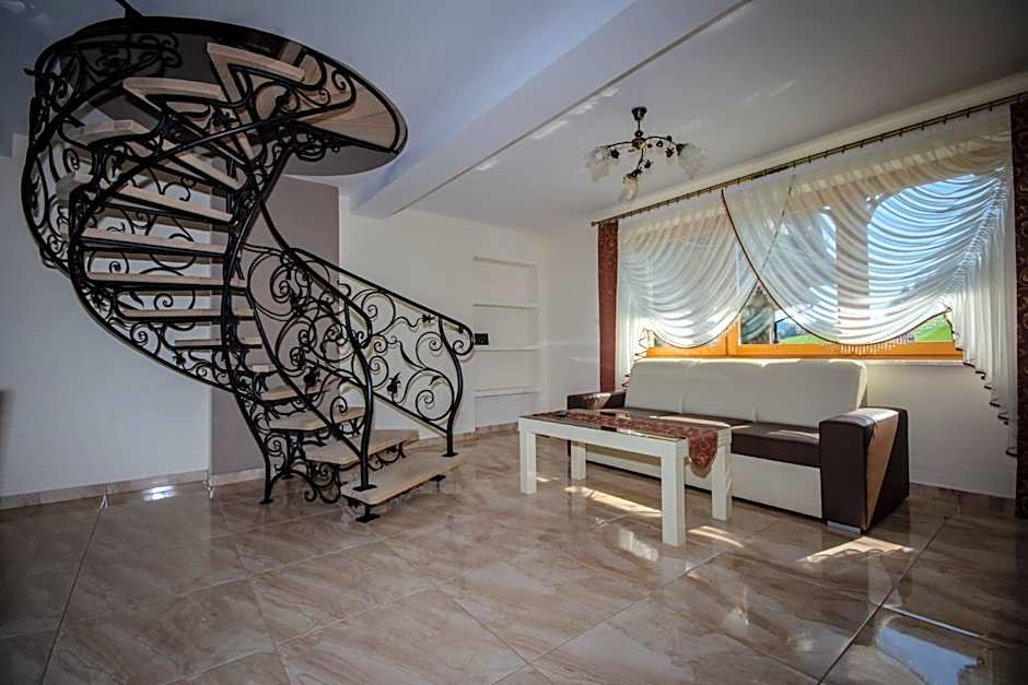 Podhalanski Dworek z Jacuzzi