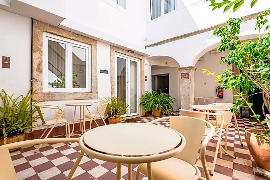 Quinta Colina by Shiadu