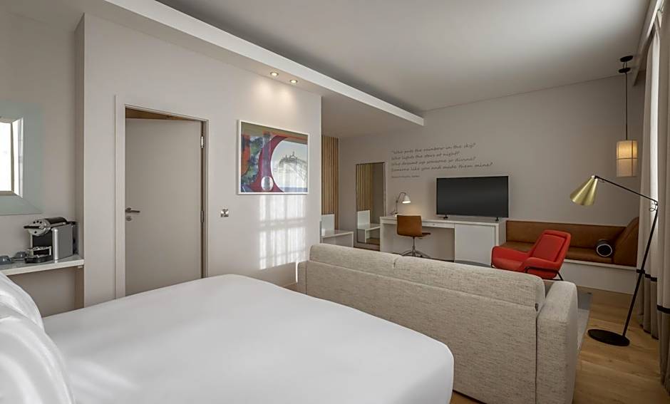 The Morrison Dublin, Curio Collection by Hilton