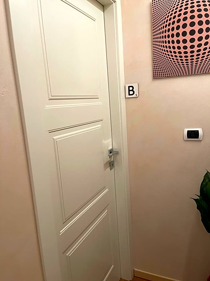 Smart-House-Central-Rent-Rooms-FREE-PARKING