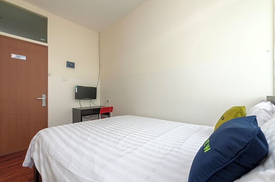 Urbanview Hotel Ellegan Residence Alam Sutera Serpong