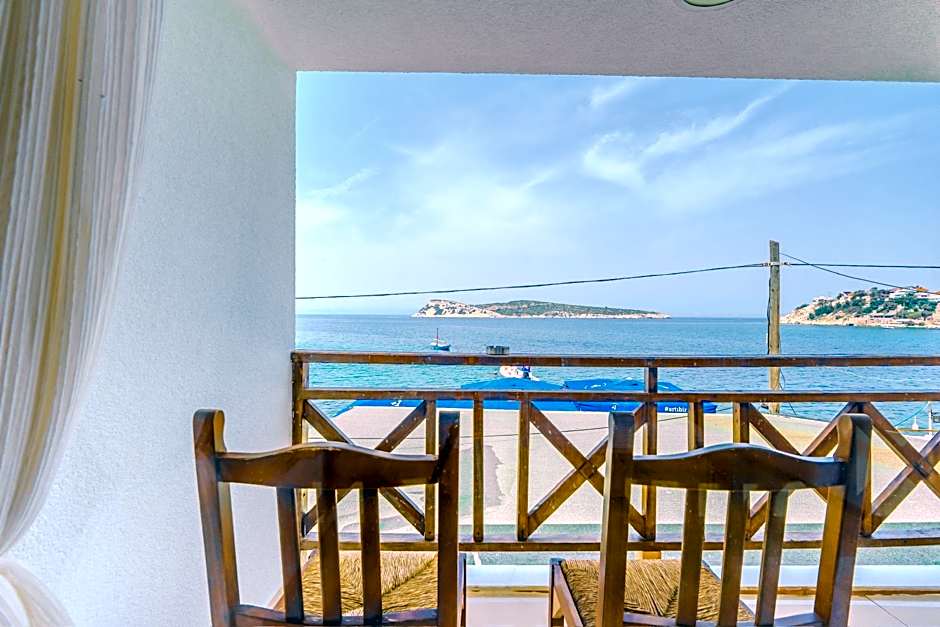 Giritli Rum Meyhanesi & Butik Otel