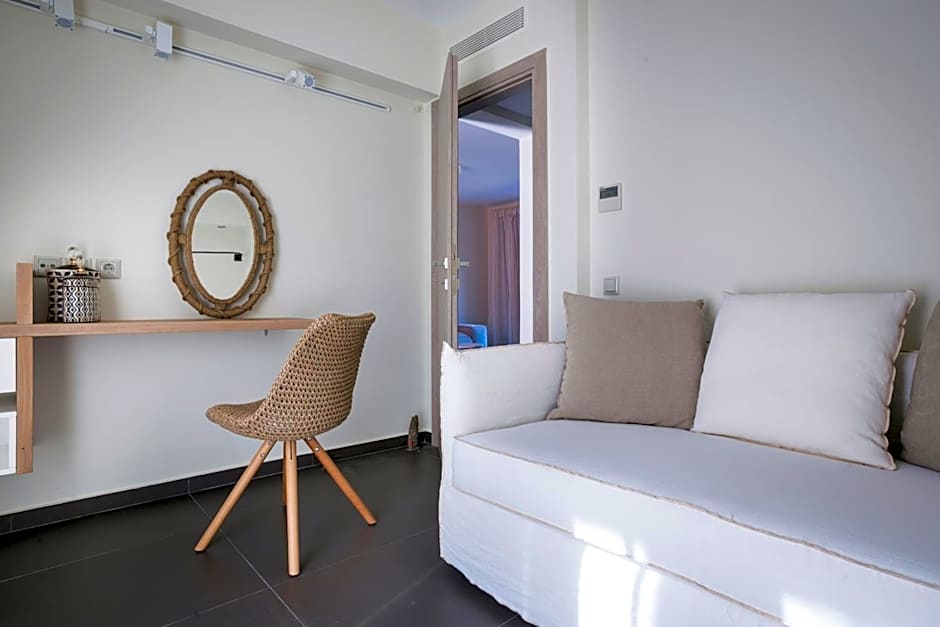 Argostoli Marina Suites