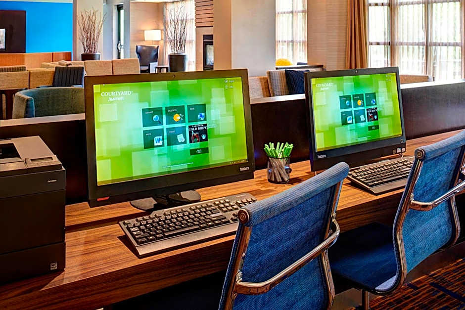 Courtyard by Marriott Cincinnati Covington