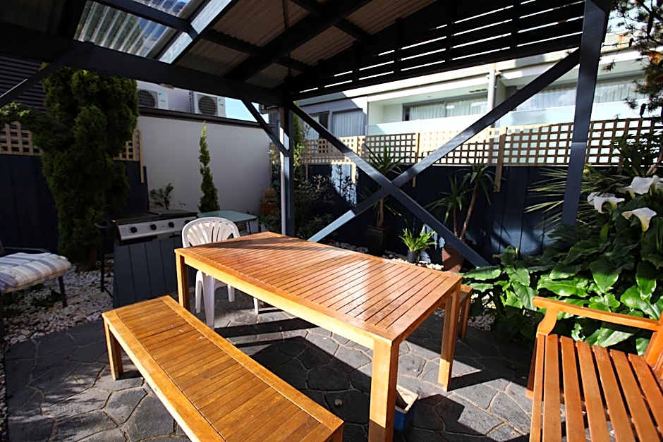 Seaview Motel & Apartments