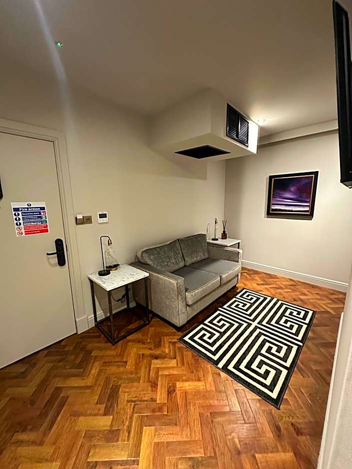 King Street Aparthotel