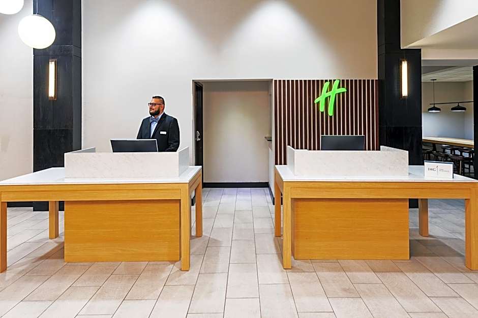 Holiday Inn & Suites Stillwater-University West By IHG