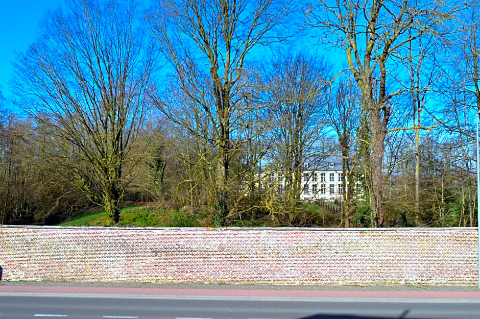 Luxe Vakantievilla - B&B Blue Garden Vlaamse Ardennen nabij Pairi Daiza