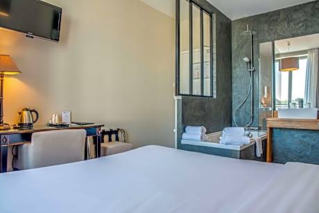 Classic Double Room with Village View