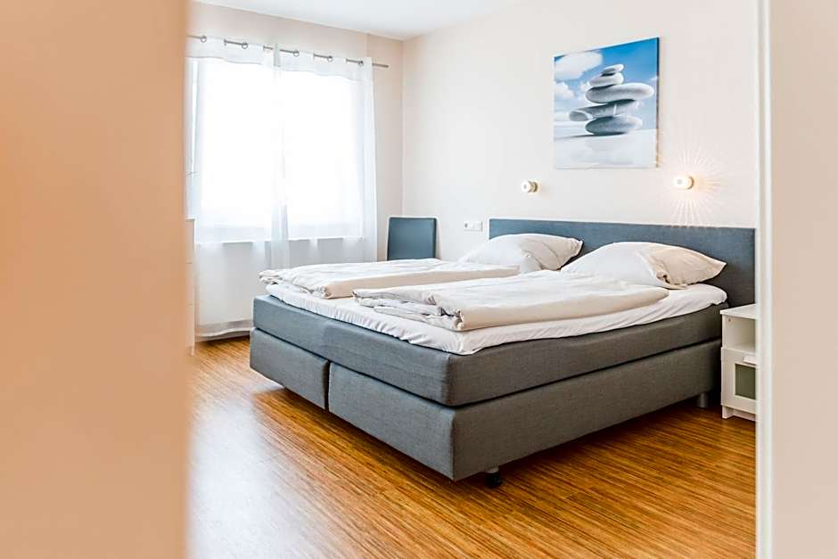 Schäfers Hotel, Self-Check-in, Cafe und Bäcker am Hotel