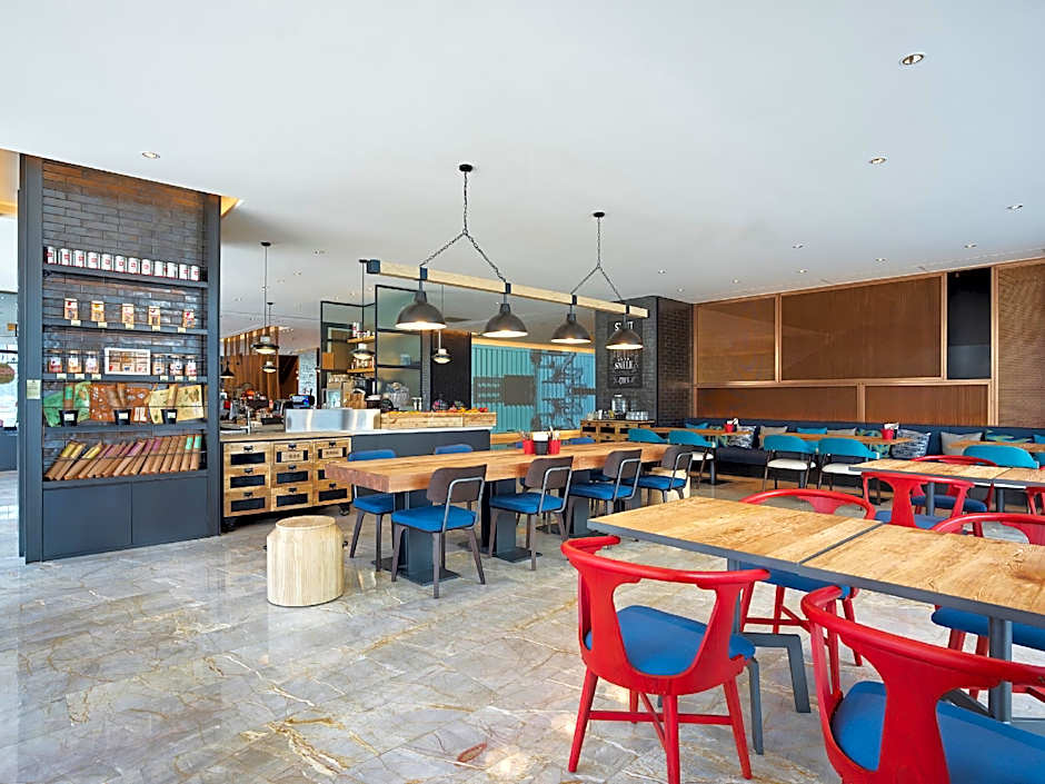 Hotel Indigo Kaohsiung Central Park By IHG