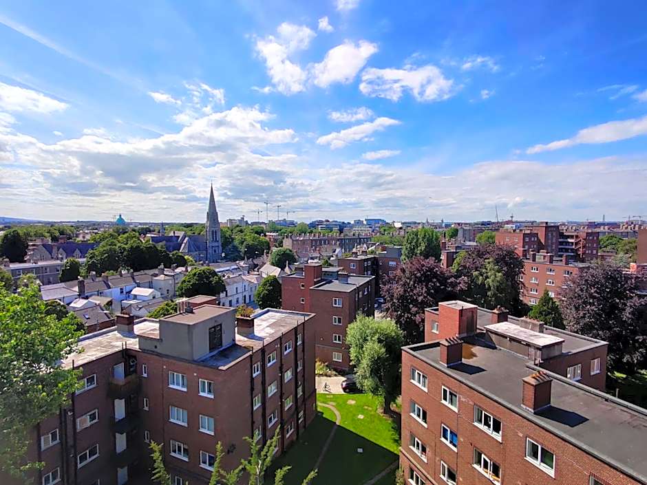 Clayton Hotel Burlington Road