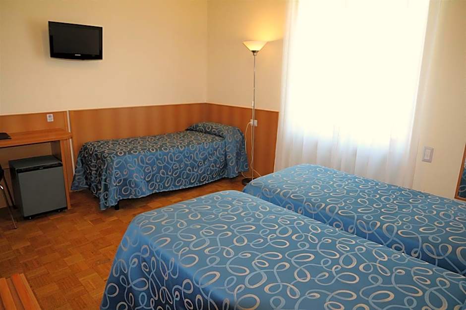 Photo 1 of 4 of Triple Room
