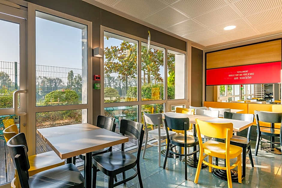 B&B HOTEL Bordeaux Lac sur Bruges