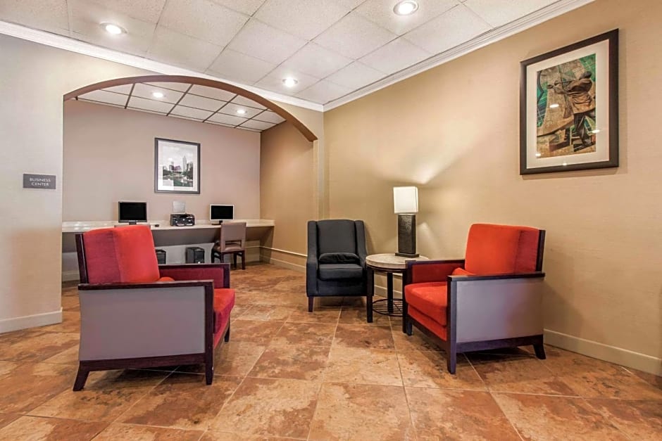 Comfort Inn & Suites Omaha