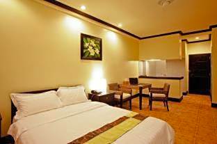 Hanamitsu Hotel & Spa