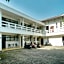 RedDoorz @ Ken Zong Inn near Pantai Ujung Genteng