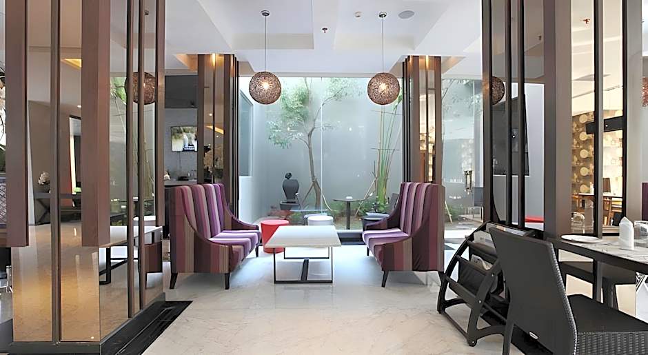 Sotis Hotel Falatehan