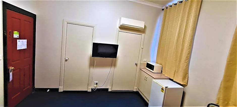 Brunswick Tower Hotel