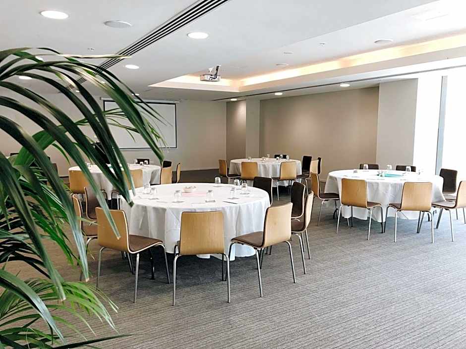 Novotel Newcastle Beach