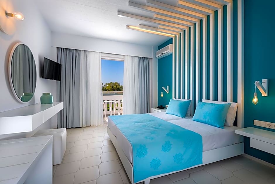 Gaia in Style - Adults Only