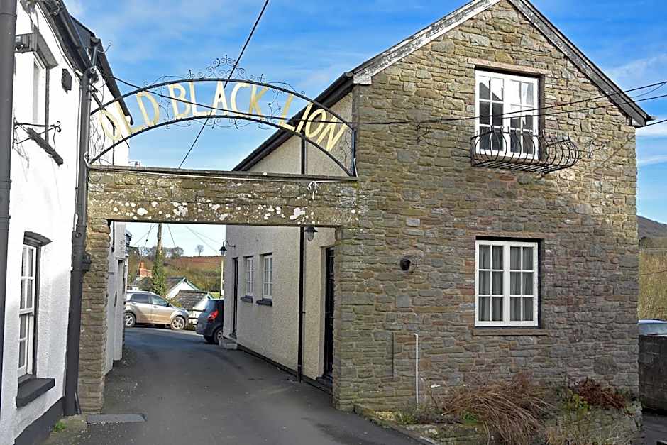 The Old Black Lion