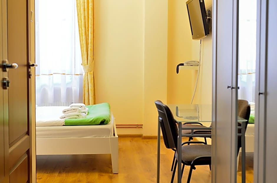 WenderEDU Business Center