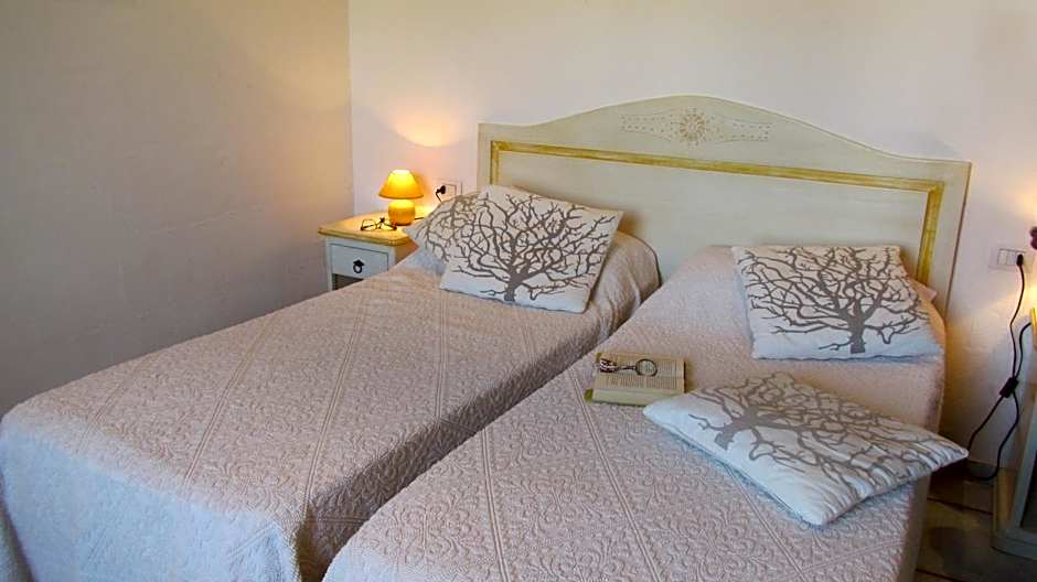 Li Suari Club Village