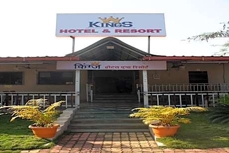 kings hotel and Resort