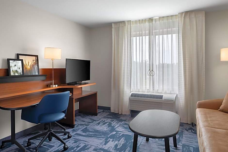 Fairfield Inn & Suites by Marriott Orlando Kissimmee/Celebration