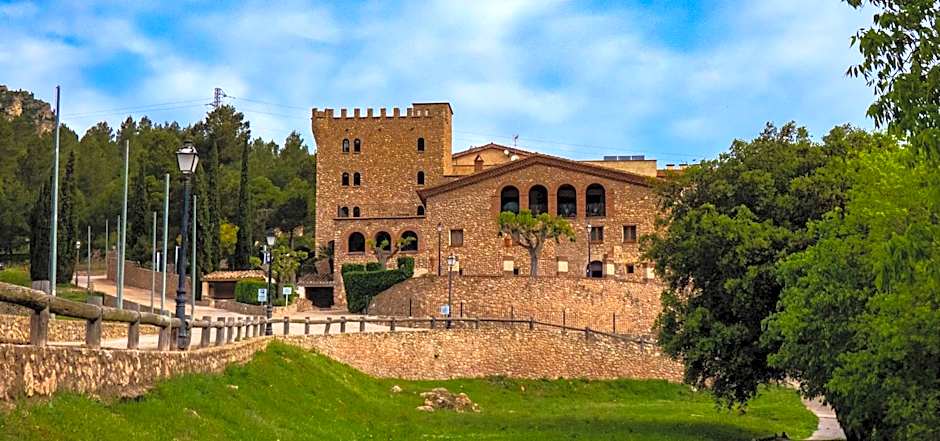 Photo 1 of 50 of La Figuerola Hotel & Restaurant