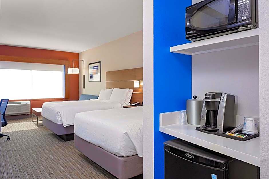 Holiday Inn Express And Suites Madison By IHG