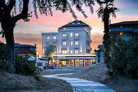 Hotel Delfino